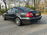 Mercedes-benz - 2004 - e-klasse - e240 elegance - personenauto - afbeelding 26 van  31