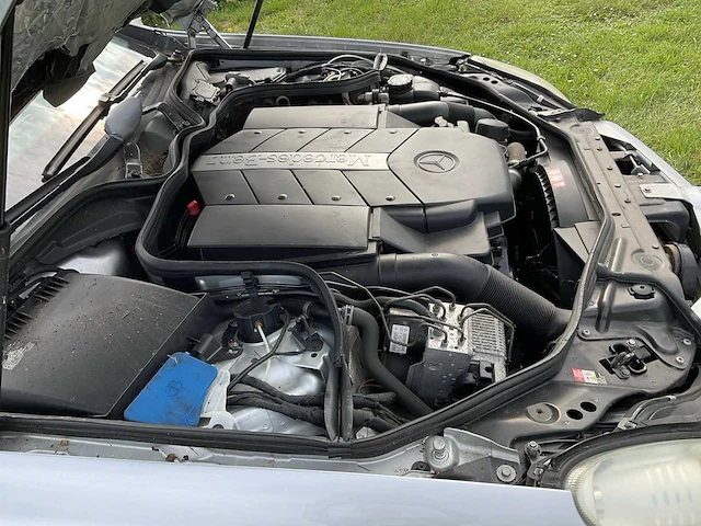 Mercedes-benz - 2005 - cls-klasse - personenauto - afbeelding 22 van  31