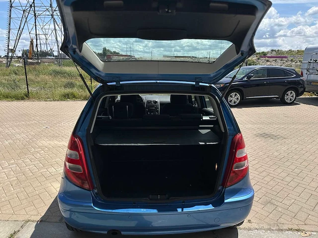 Mercedes-benz - 2006 - automaat - a-klasse - 150 classic - personenauto - afbeelding 5 van  14