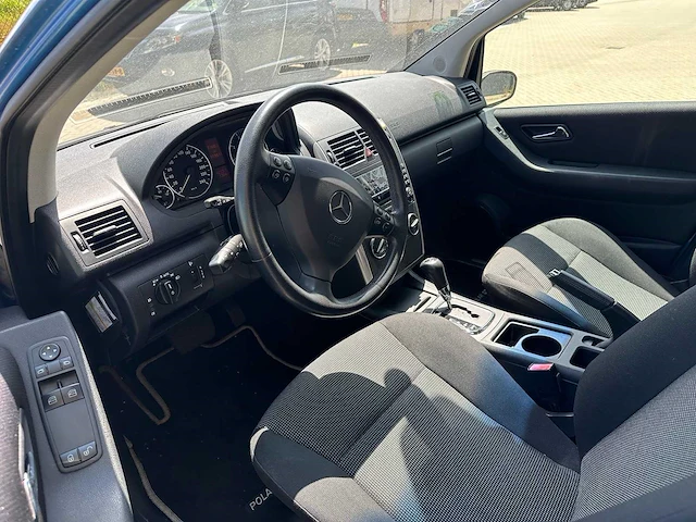 Mercedes-benz - 2006 - automaat - a-klasse - 150 classic - personenauto - afbeelding 13 van  14