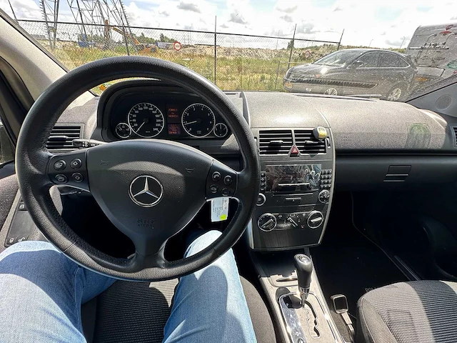 Mercedes-benz - 2006 - automaat - a-klasse - 150 classic - personenauto - afbeelding 14 van  14