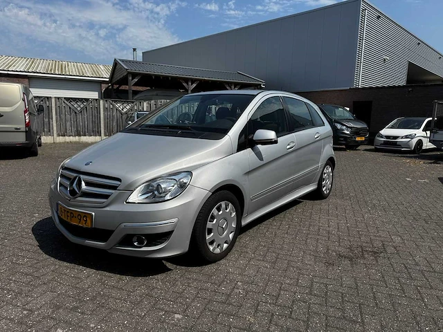 Mercedes-benz - 2008 - b-klasse - 180 cdi -8-tfp-99 - afbeelding 1 van  10