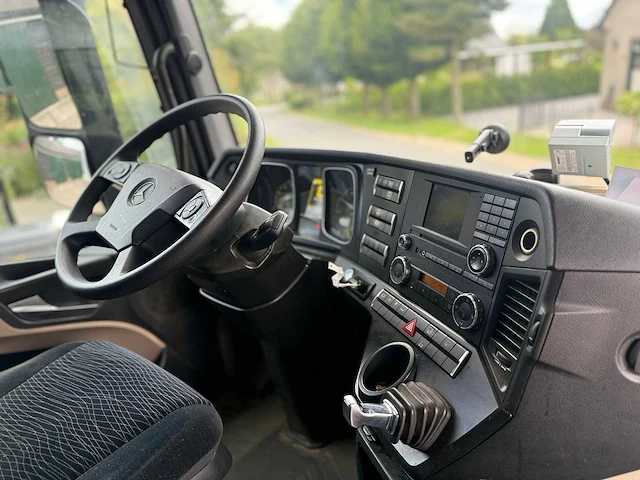 Mercedes-benz - 2013 - actros - haakarm - vrachtwagen - afbeelding 3 van  21