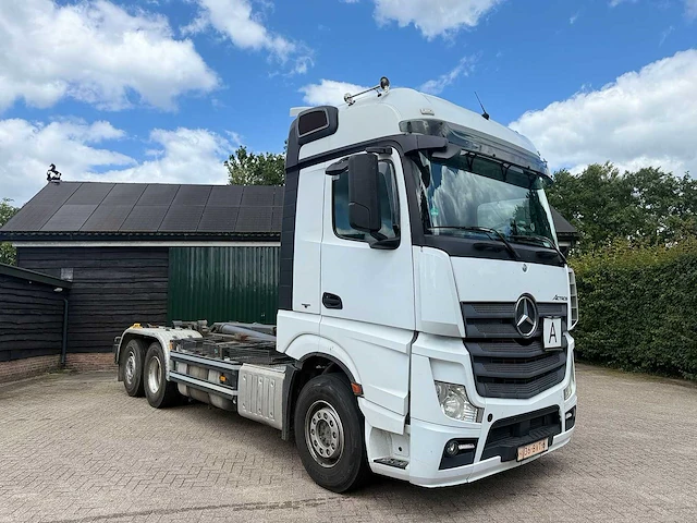 Mercedes-benz - 2013 - actros - haakarm - vrachtwagen - afbeelding 17 van  21