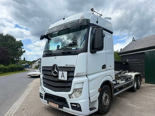 Mercedes-benz - 2013 - actros - haakarm - vrachtwagen - afbeelding 21 van  21