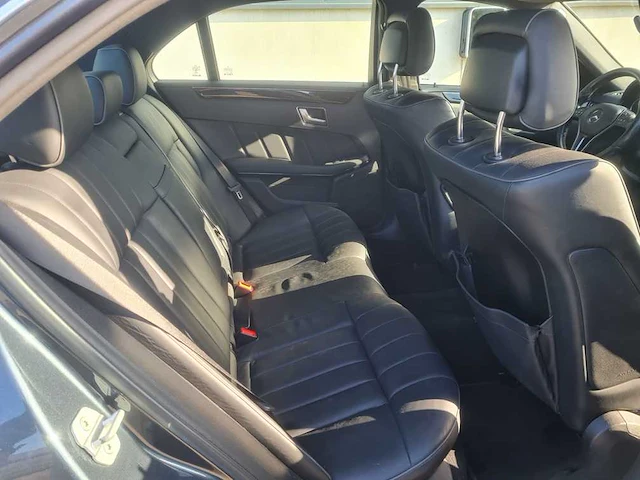 Mercedes-benz - 2013 - e-klasse - 350 bt. pres. avant. -5-kgj-11 - afbeelding 5 van  17