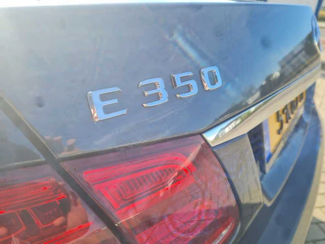 Mercedes-benz - 2013 - e-klasse - 350 bt. pres. avant. -5-kgj-11 - afbeelding 8 van  17