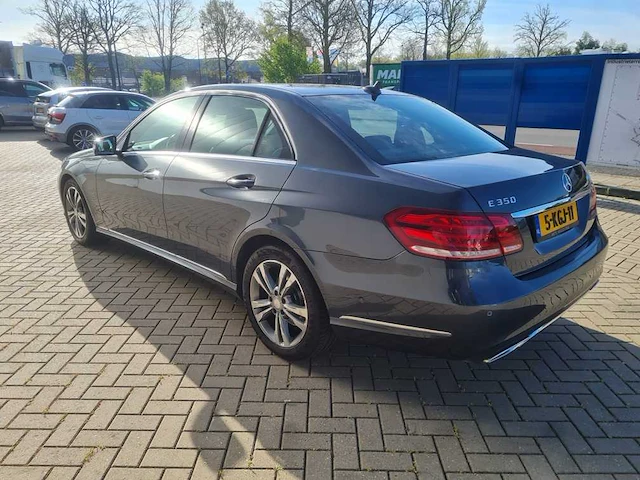 Mercedes-benz - 2013 - e-klasse - 350 bt. pres. avant. -5-kgj-11 - afbeelding 12 van  17
