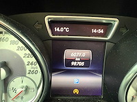 Mercedes-benz - 2015 - gla-klasse - 180 - p-721-lj - afbeelding 4 van  12