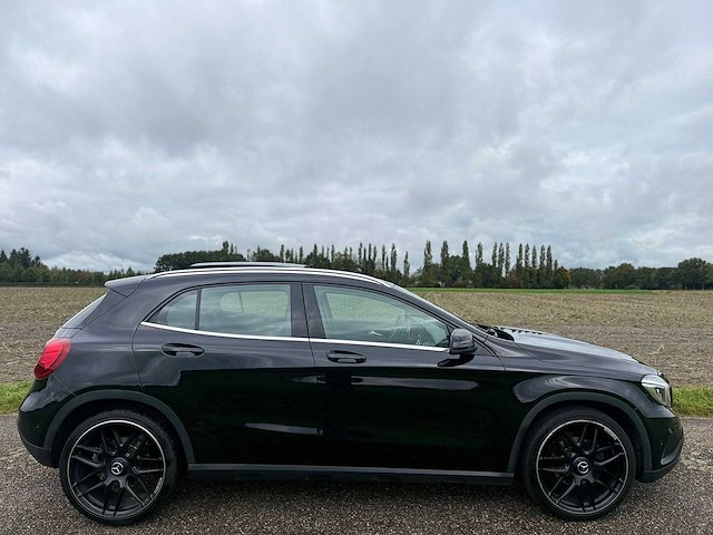 Mercedes-benz - 2015 - gla-klasse - 180 - p-721-lj - afbeelding 7 van  12