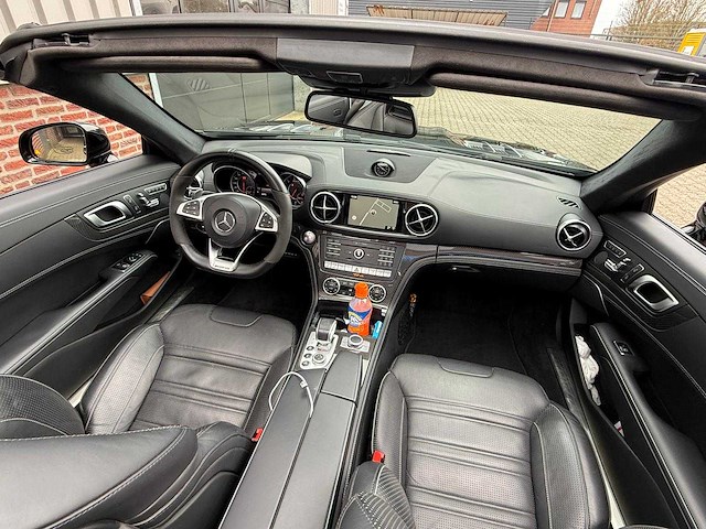 Mercedes-benz - 2017 - sl-klasse - amg 63 - personenauto - afbeelding 18 van  38