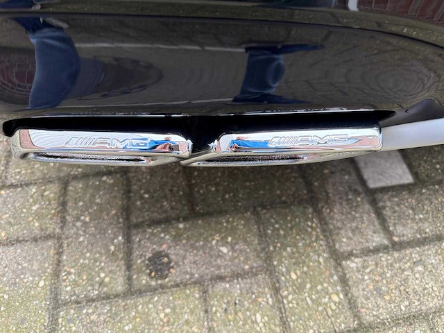 Mercedes-benz - 2017 - sl-klasse - amg 63 - personenauto - afbeelding 32 van  38