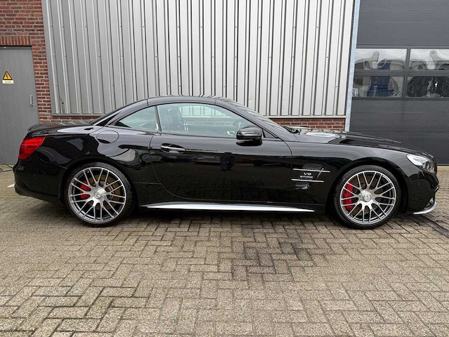 Mercedes-benz - 2017 - sl-klasse - amg 63 - personenauto - afbeelding 23 van  38