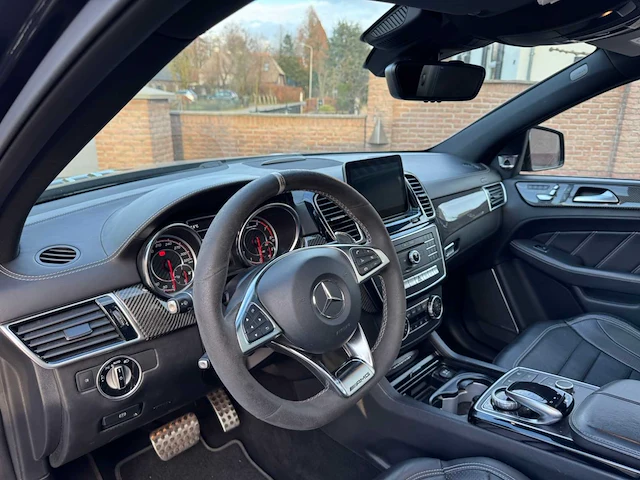 Mercedes benz - 2018 - gle 63 s coupe - amg 63 s 4matic 585pk - personenauto - afbeelding 15 van  36