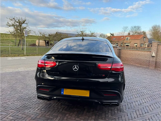 Mercedes benz - 2018 - gle 63 s coupe - amg 63 s 4matic 585pk - personenauto - afbeelding 6 van  36