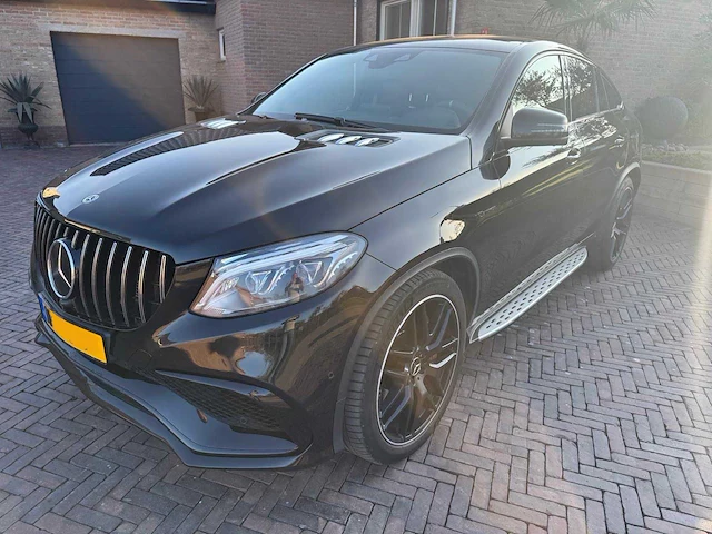 Mercedes benz - 2018 - gle 63 s coupe - amg 63 s 4matic 585pk - personenauto - afbeelding 8 van  36