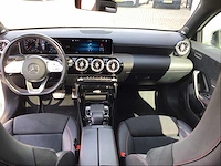 Mercedes-benz - 2019 - a-klasse - amg 35 4matic - personenauto - afbeelding 13 van  30