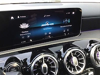 Mercedes-benz - 2019 - a-klasse - amg 35 4matic - personenauto - afbeelding 15 van  30
