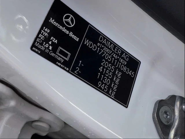 Mercedes-benz - 2019 - a-klasse - amg 35 4matic - personenauto - afbeelding 20 van  30