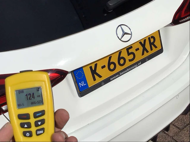 Mercedes-benz - 2019 - a-klasse - amg 35 4matic - personenauto - afbeelding 26 van  30