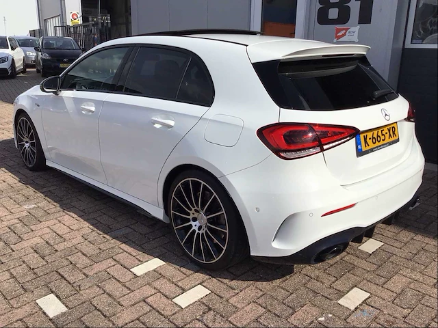 Mercedes-benz - 2019 - a-klasse - amg 35 4matic - personenauto - afbeelding 3 van  30