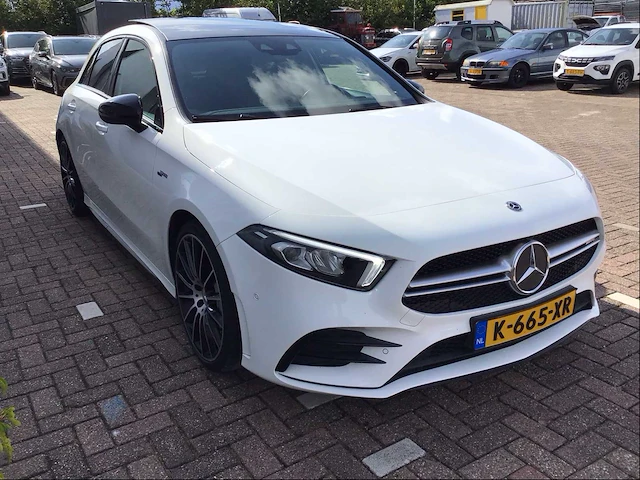 Mercedes-benz - 2019 - a-klasse - amg 35 4matic - personenauto - afbeelding 5 van  30