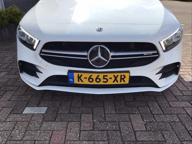 Mercedes-benz - 2019 - a-klasse - amg 35 4matic - personenauto - afbeelding 6 van  30