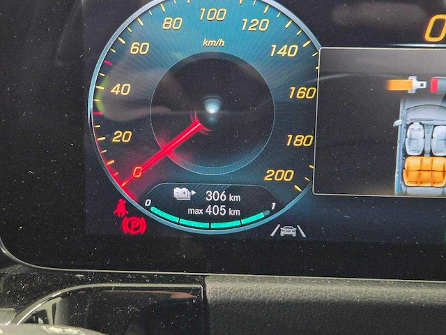 Mercedes-benz - 2022 - eqa - 250 bns sol. lux - personenauto - afbeelding 10 van  26
