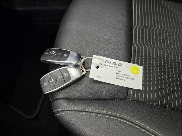 Mercedes-benz - 2022 - eqa - 250 bns sol. lux - personenauto - afbeelding 19 van  26