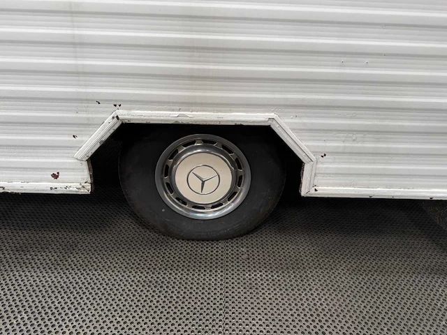 Mercedes-benz - 207 d - camper - 1977 - afbeelding 26 van  35