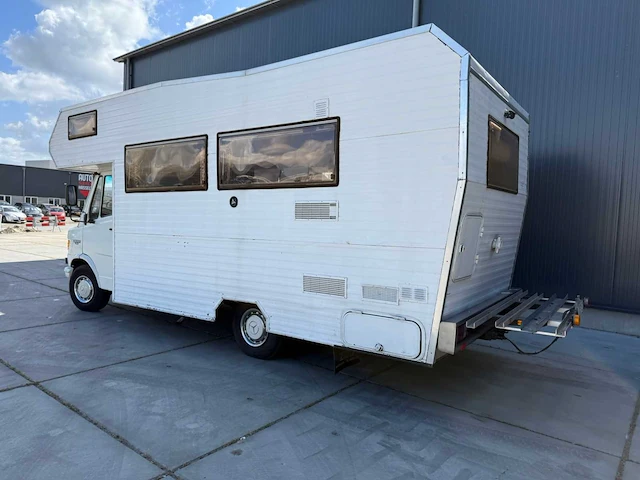 Mercedes-benz - 207 d - camper - 1977 - afbeelding 33 van  35