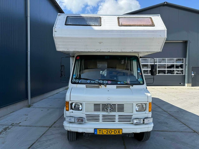 Mercedes-benz - 207 d - camper - 1977 - afbeelding 34 van  35
