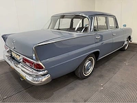 Mercedes-benz - 220s - heckflosse - oldtimer - 1965 - afbeelding 7 van  37