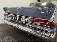 Mercedes-benz - 220s - heckflosse - oldtimer - 1965 - afbeelding 8 van  37