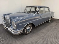 Mercedes-benz - 220s - heckflosse - oldtimer - 1965 - afbeelding 12 van  37