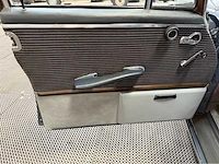 Mercedes-benz - 220s - heckflosse - oldtimer - 1965 - afbeelding 28 van  37