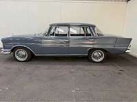 Mercedes-benz - 220s - heckflosse - oldtimer - 1965 - afbeelding 33 van  37