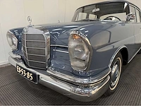 Mercedes-benz - 220s - heckflosse - oldtimer - 1965 - afbeelding 36 van  37