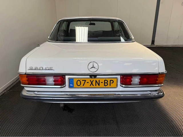 Mercedes-benz - 230 ce - coupe - 200-280 (w123) - oldtimer - 1982 - afbeelding 2 van  28