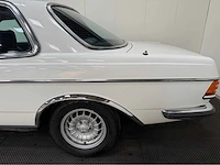 Mercedes-benz - 230 ce - coupe - 200-280 (w123) - oldtimer - 1982 - afbeelding 21 van  28