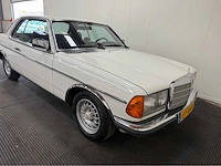 Mercedes-benz - 230 ce - coupe - 200-280 (w123) - oldtimer - 1982 - afbeelding 23 van  28