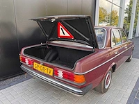 Mercedes-benz - 230e (w123) (1981) - afbeelding 3 van  16