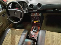 Mercedes-benz - 280 c (w123) - coupe - oldtimer - 1978 - afbeelding 7 van  33
