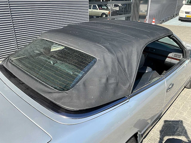 Mercedes-benz - 300 ce-24 cabriolet - afbeelding 16 van  23