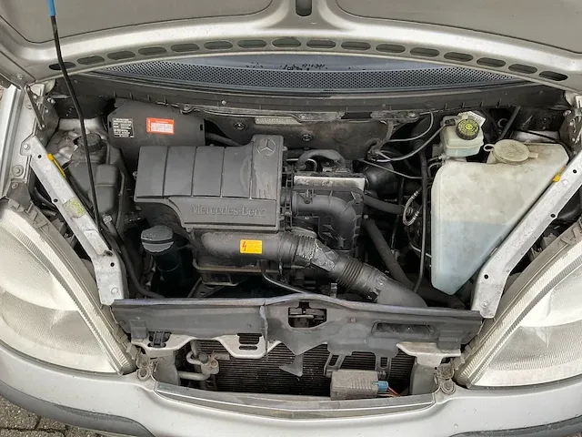 Mercedes-benz - a-klasse - 140 elegance - personenauto - afbeelding 17 van  25