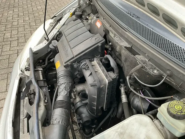 Mercedes-benz - a-klasse - 140 elegance - personenauto - afbeelding 18 van  25