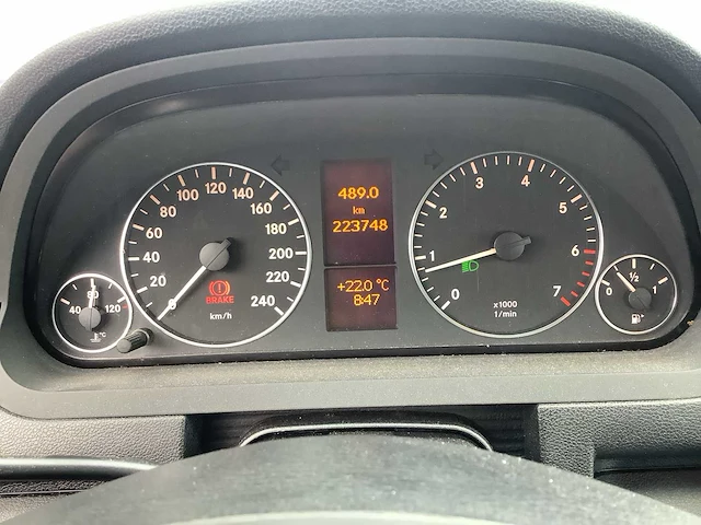 Mercedes-benz - a-klasse - 150 avantgarde - personenauto - afbeelding 2 van  16