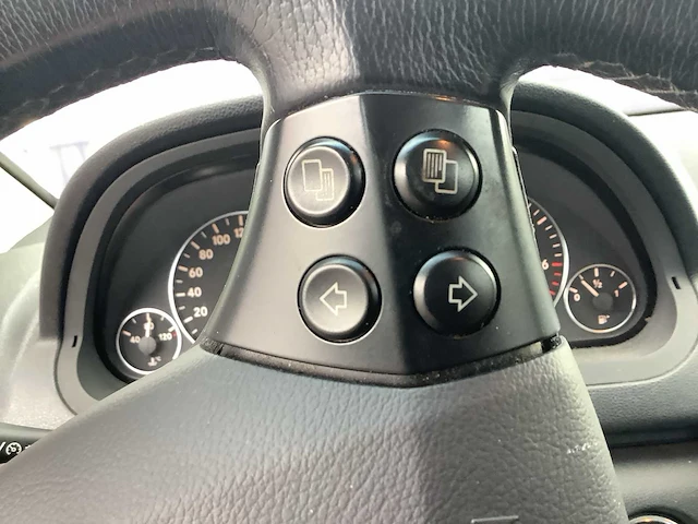 Mercedes-benz - a-klasse - 150 avantgarde - personenauto - afbeelding 4 van  16