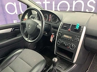 Mercedes-benz - a-klasse - 150 avantgarde - personenauto - afbeelding 15 van  16
