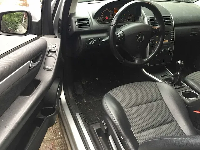 Mercedes-benz - a-klasse - 160 bl.e.bnscl avangarde - 15-lxv-9 - afbeelding 9 van  14